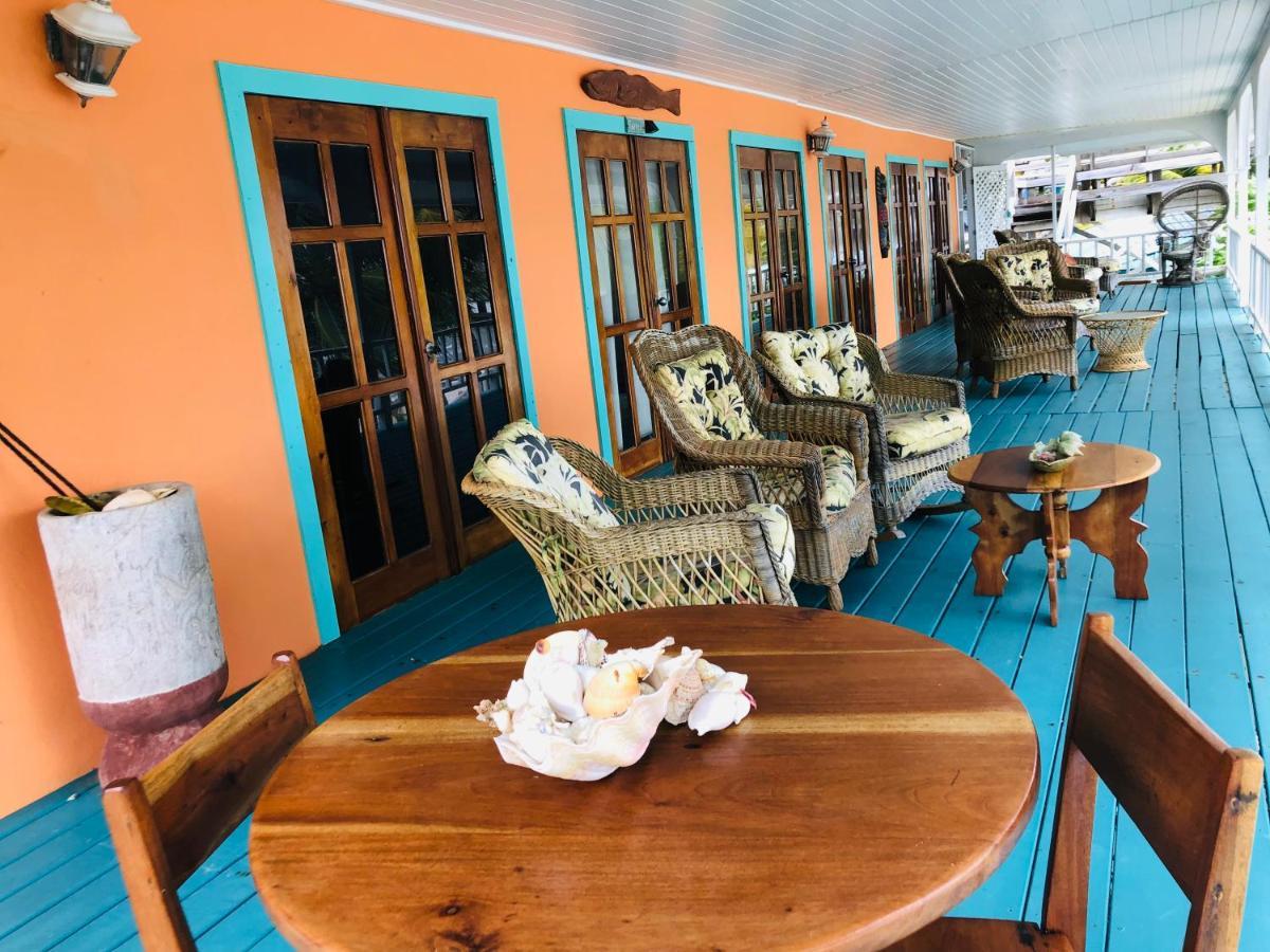 Coral Cove Inn Maya Beach Екстериор снимка