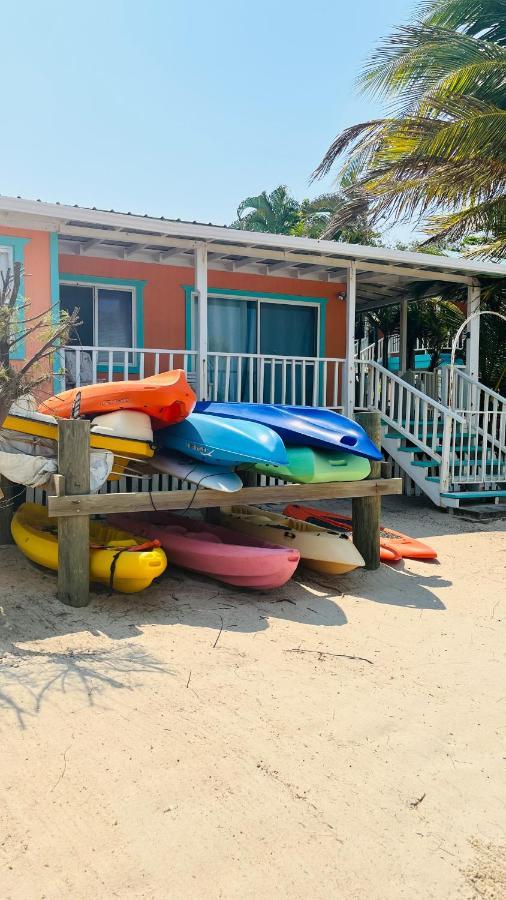 Coral Cove Inn Maya Beach Екстериор снимка