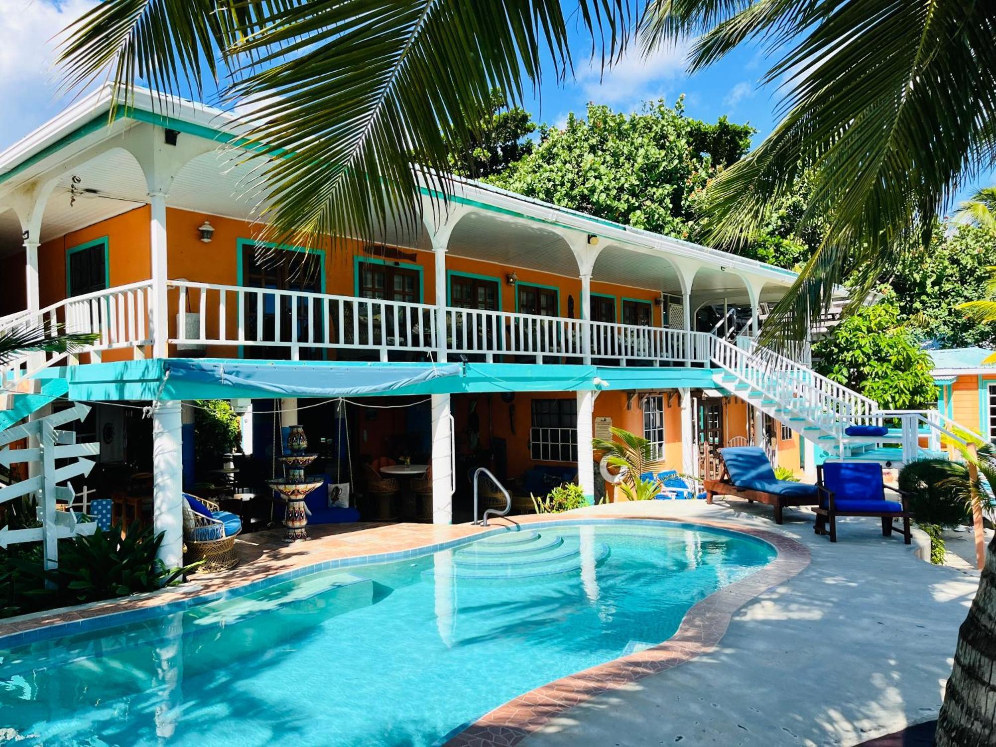 Coral Cove Inn Maya Beach Екстериор снимка