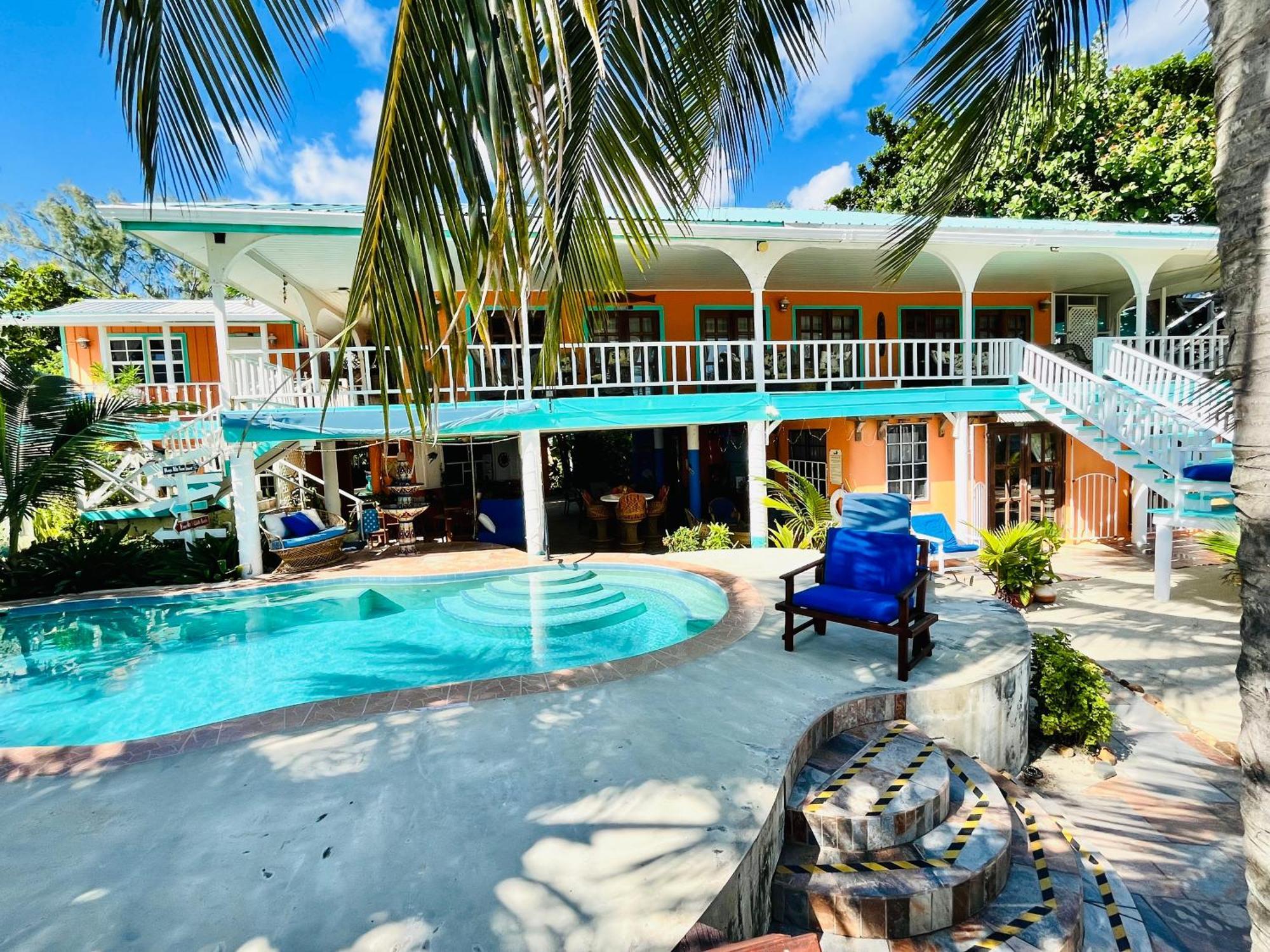 Coral Cove Inn Maya Beach Екстериор снимка